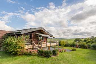 Chalet in Tenneville, 4 persons, 2 bedrooms, baby corner, panoramic view, Ardennes nature