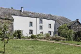 Magnificent 1800s farm converted into a holiday cottage for 8 persons