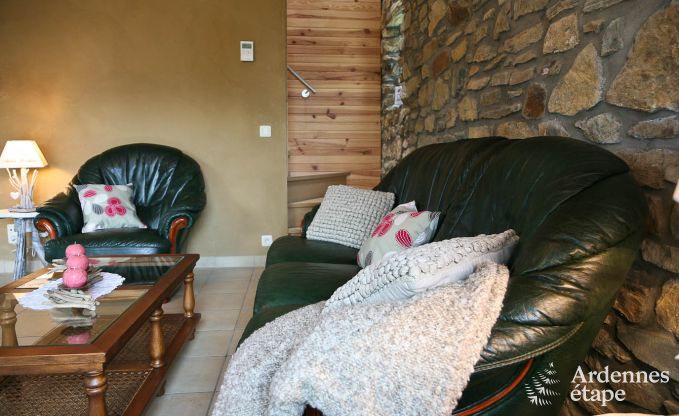 Authentic holiday stonehouse to rent in Saint-Hubert, dogs allowed