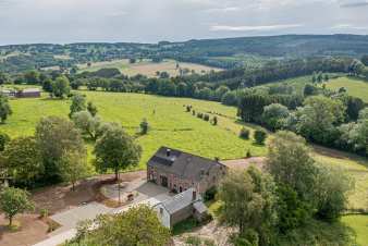 Old barn fully renovated for 10 people on the Ctes de Wanne with numerous amenities