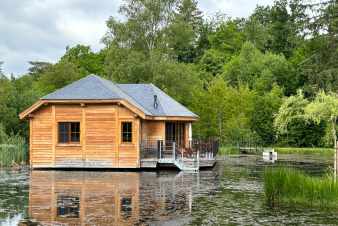 Unusual holiday home for 5 people in Vencimont, Ardennes: unique stay on stilts