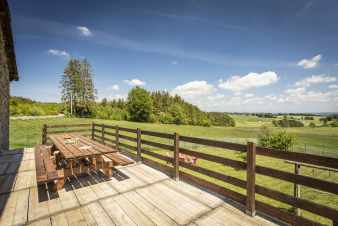 Holiday home in the countryside for fourteen in a former farm, Ardennes