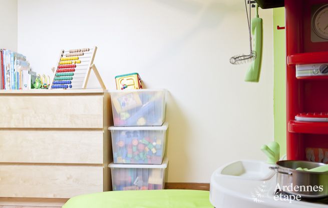 Large holiday home near Vielsalm for 21 people with 7 bedrooms, 4 bathrooms, playroom and private garden