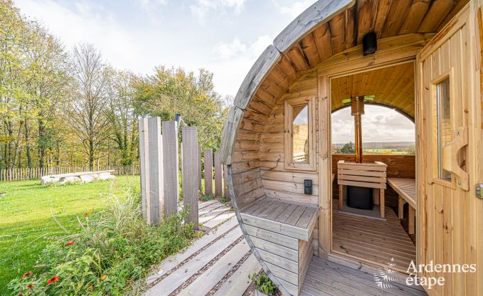 Unforgettable stay in Villers-en-Fagne: Holiday home with sauna, jacuzzi and breathtaking view in the Ardennes.