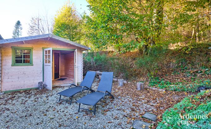 Holiday home in Viroinval: haven of peace for 8 people with sauna and private garden in the Ardennes