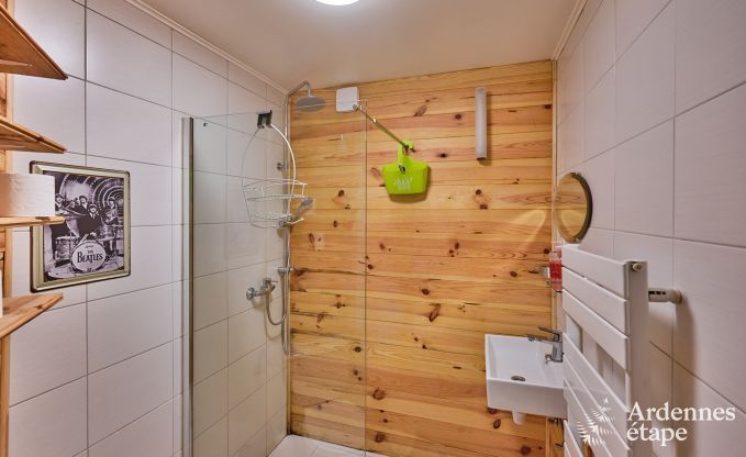 Holiday home in Viroinval: haven of peace for 8 people with sauna and private garden in the Ardennes