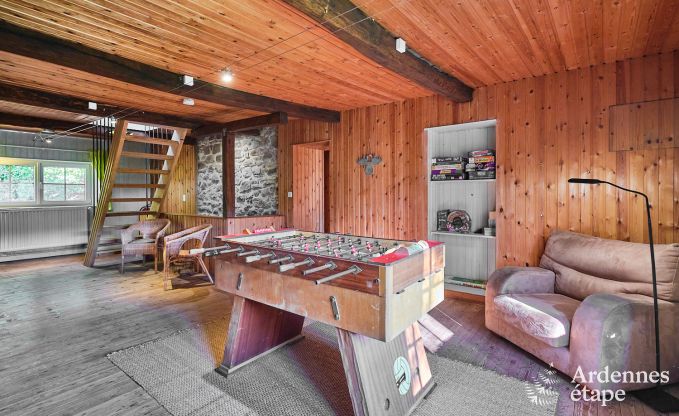 Holiday home in Viroinval: haven of peace for 8 people with sauna and private garden in the Ardennes