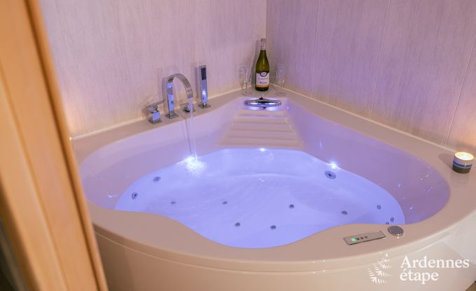 Chalet in Viroinval for 2/4 persons in the Ardennes