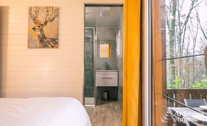 Unforgettable stay in Viroinval: Fully-equipped chalet in the Ardennes for 4 people with sauna and Nordic bath