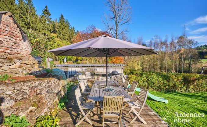 Holiday home in Viroinval: haven of peace for 8 people with sauna and private garden in the Ardennes