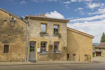 Holiday home for 2 guests in Torgny (Virton), near the French border
