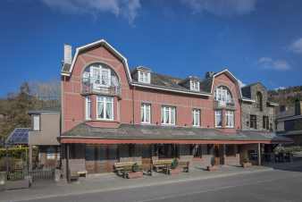Former hotel for 22 people in Vresse-sur-Semois