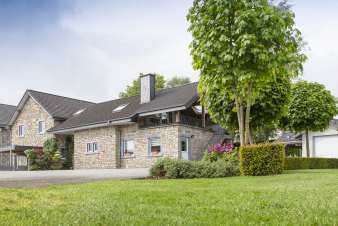 Holiday house for 21/23 people to rent in the Ardennes (Waimes)