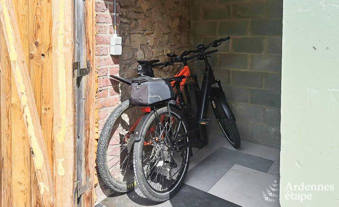 Holiday cottage in Waimes (Sourbrodt) for 15 persons in the Ardennes