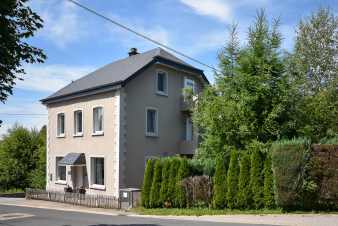 Pleasant holiday home for 22 guests for rent in the Ardennes (Waimes)