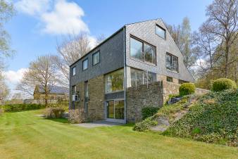 Magnificent 4-star villa for groups of 15 people in Waimes