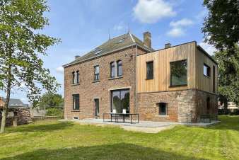Wonderful holiday home in Wasseiges for 15 guests in the Ardennes