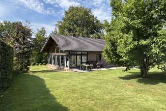 Charming holiday cottage with sauna for a stay in Xhoffraix