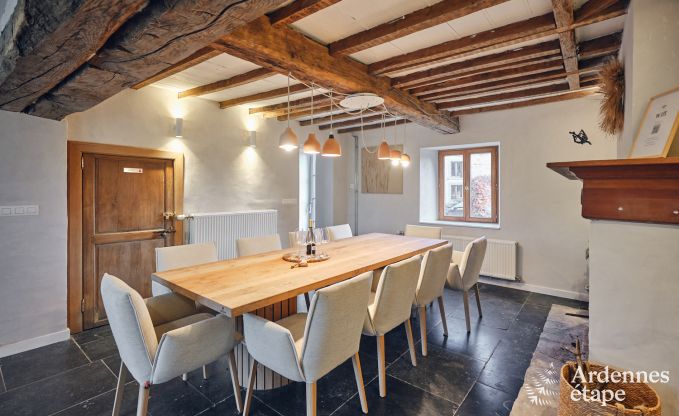 Charming village house for 10 people in Yvoir: hot tub, fireplace, large private garden