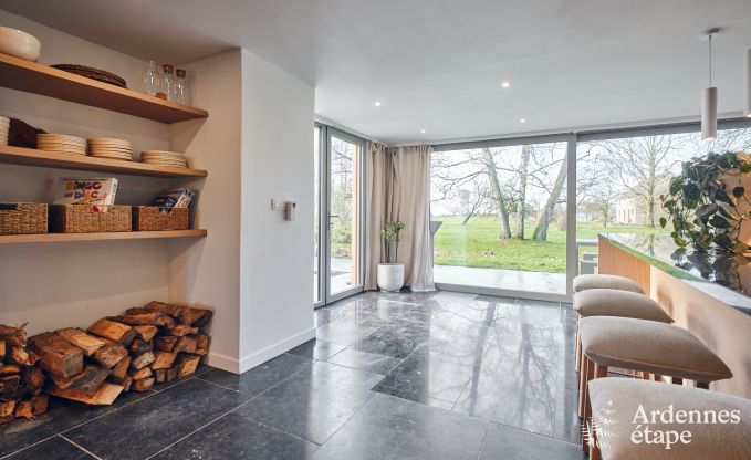 Charming village house for 10 people in Yvoir: hot tub, fireplace, large private garden